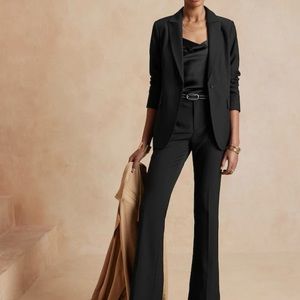 Women’s black sculpted blazer and sculpted bootcut pants. Only worn twice!